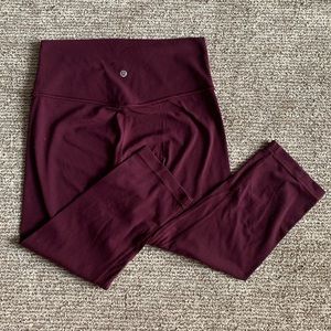 lululemon cropped garnet leggings size 8